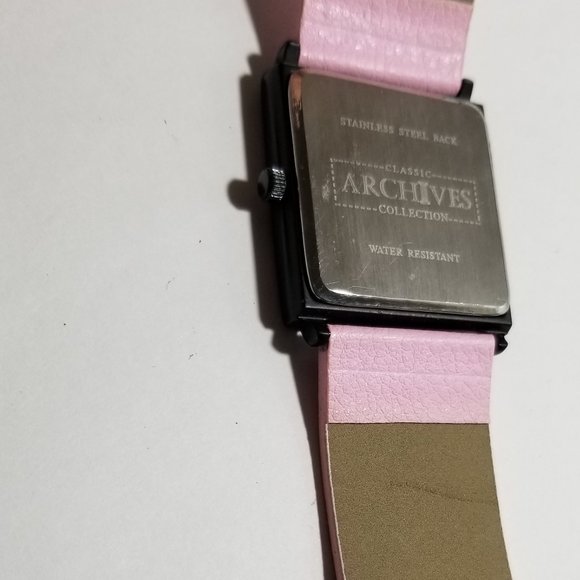 PINK WATCH "I LOVE YOU" WORKING WIDE FACE HEART DESIGN - Picture 7 of 7